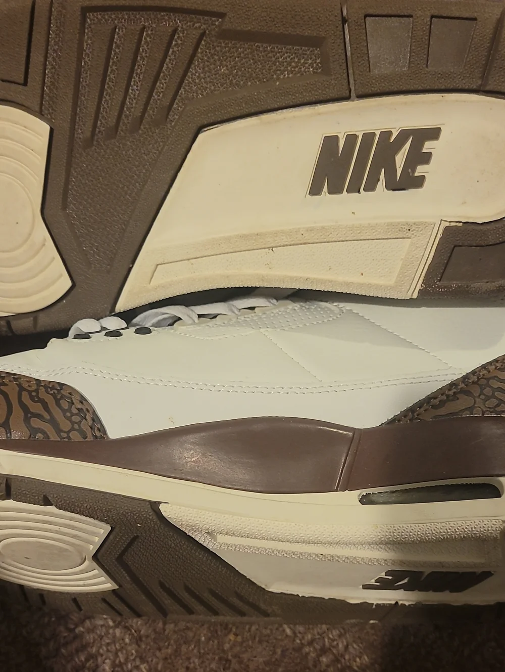 Nike White Black Red Air Jordan 3 Style Sneakers Travis Scott Like New. no box